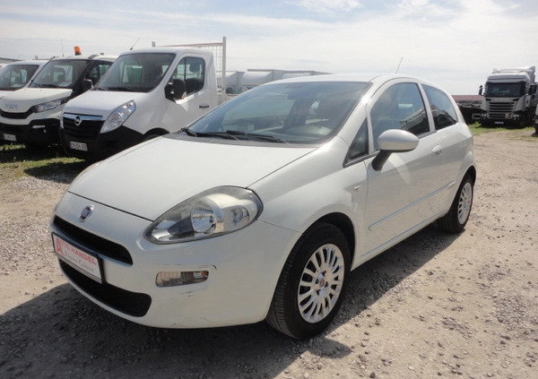 Fiat Punto cena 15900 przebieg: 149000, rok produkcji 2016 z Tarczyn małe 137